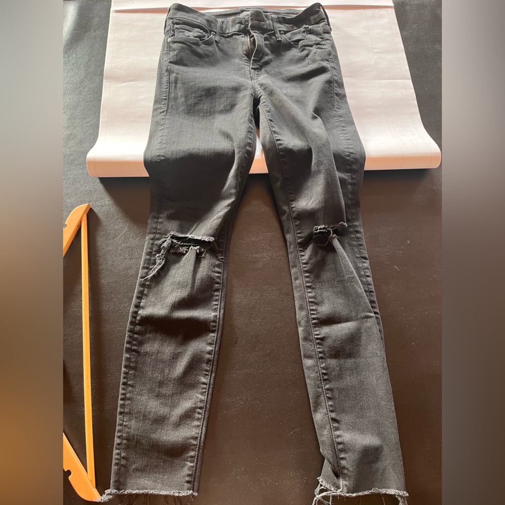 Black skinny jeans
